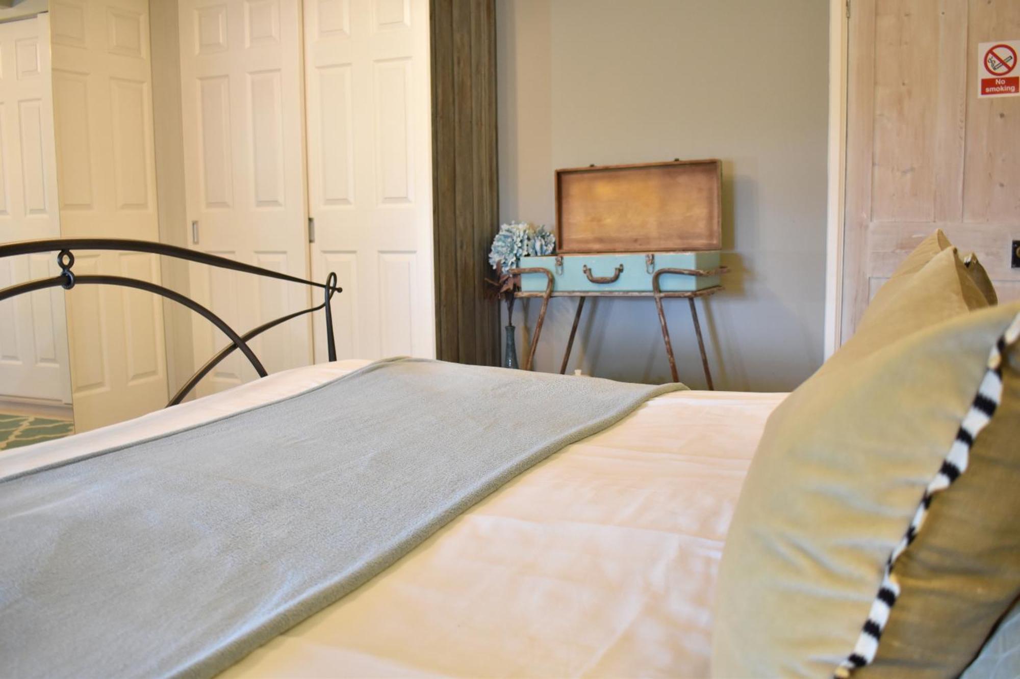 Davenford Cotswold Gardens Bed & Breakfast Stow-on-the-Wold Exterior photo